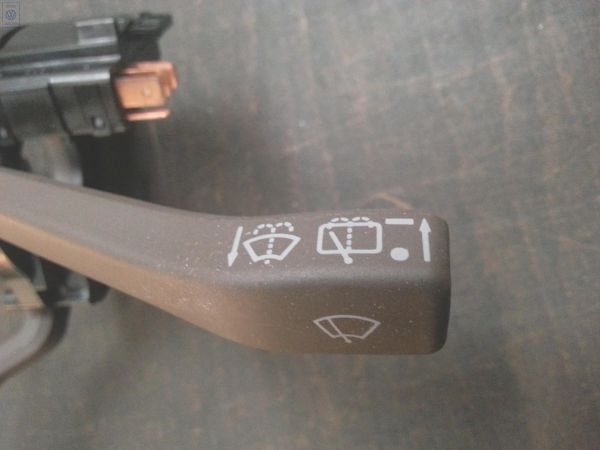 Lenkstockhebel in Braun für Scheibenwischer Golf 1 &Co OE Ref.321953519D 90V
